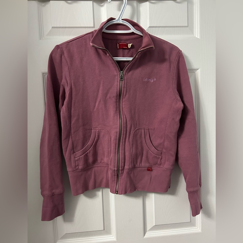 Levi's Dusty Rose Embroidered Logo Sweatshirt